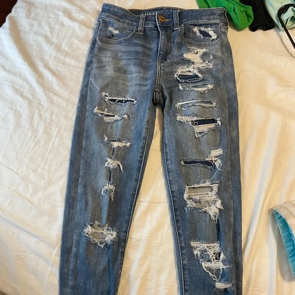 Sold to Elizabeth// 
American Eagle Ripped Tapered Jeans - Picture 6 of 9